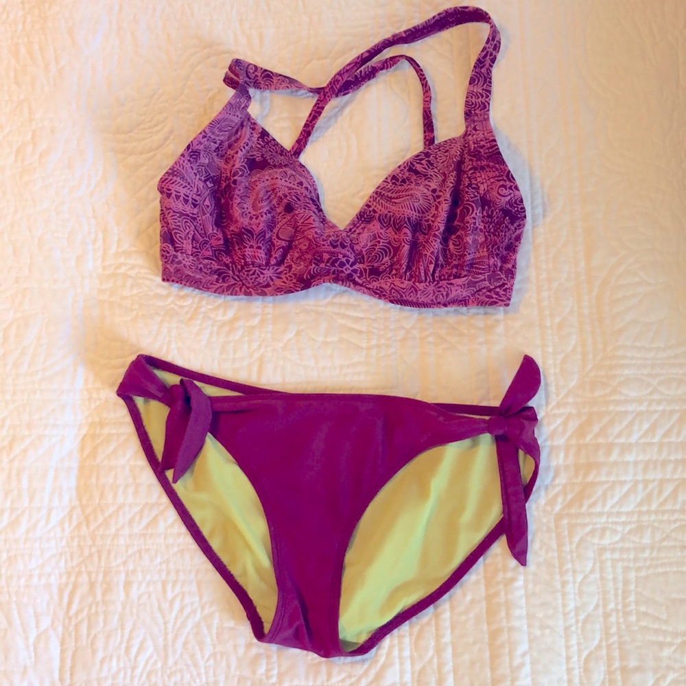 Athleta Bikini Swimsuit- 32D/DD